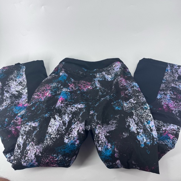 Spyder Echo Gtx GoreTex Black and Pink Ski Pants with Artistic Design - Picture 9 of 11